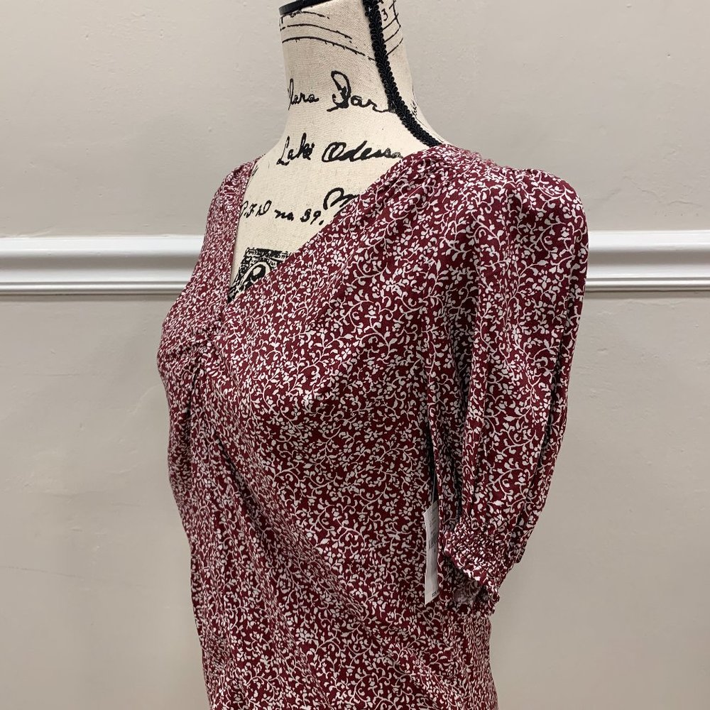 Floral short sleeved blouse